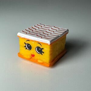 Shopkins Figurine Nilla Slice Season Ten Orange Cream Pastry Bakery Item Baking